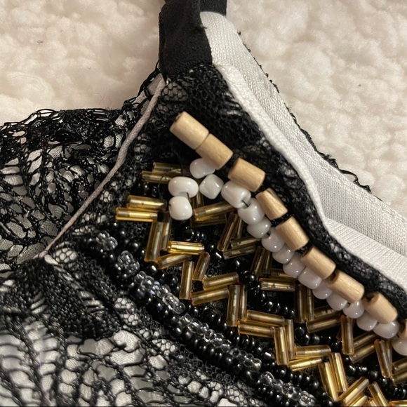 ✅HOST Pick✅ Stoosh Handkerchief Top, Small - Picture 7 of 8